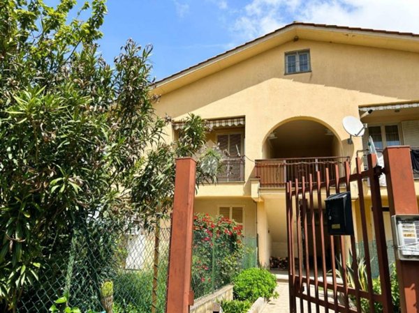 appartamento in vendita a Blera in zona Civitella Cesi