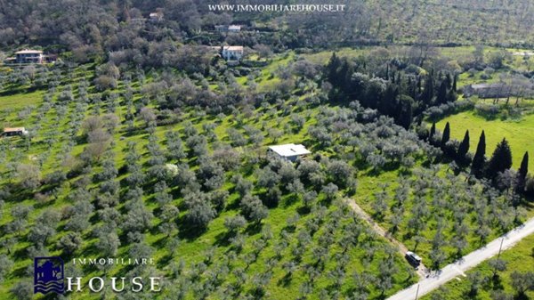 casa indipendente in vendita a Bolsena