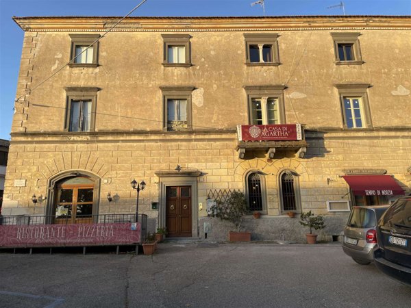 negozio in vendita a Bolsena