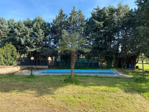 casa indipendente in vendita a Bolsena