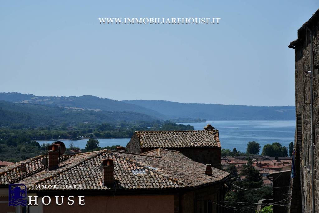 pentavano in vendita a Bolsena