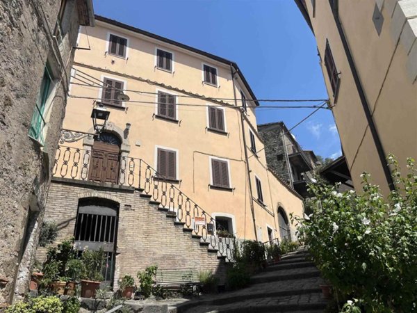 appartamento in vendita a Bolsena