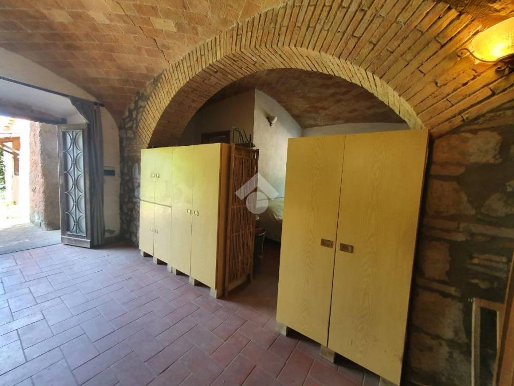 casa indipendente in vendita a Bolsena