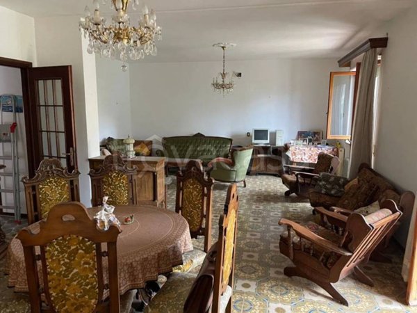 casa indipendente in vendita a Bolsena