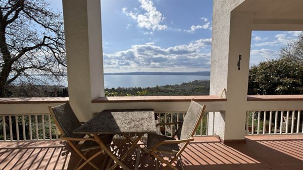 casa indipendente in vendita a Bolsena