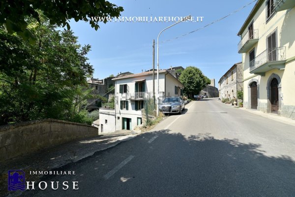 pentavano in vendita a Bolsena