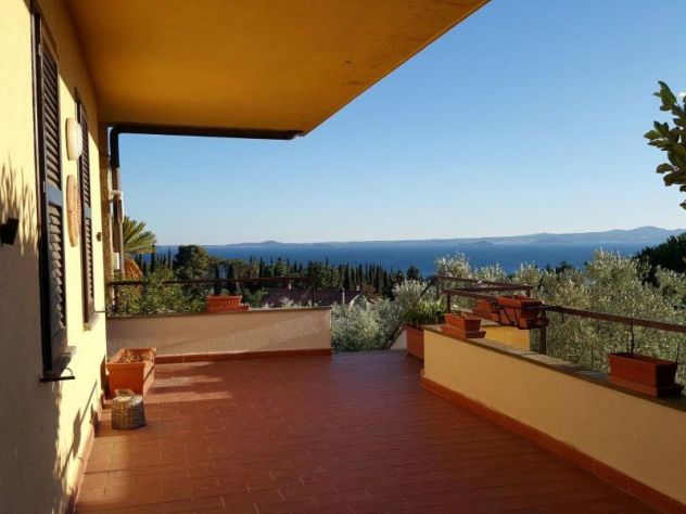 casa indipendente in vendita a Bolsena