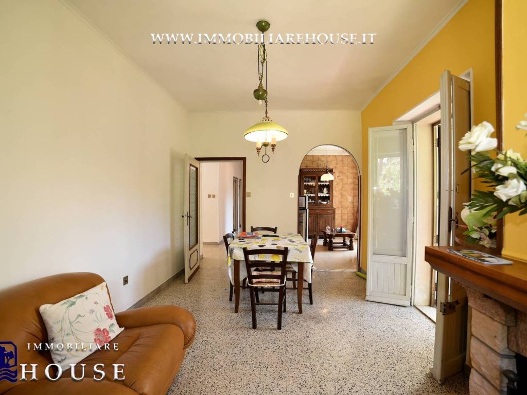 casa indipendente in vendita a Bolsena