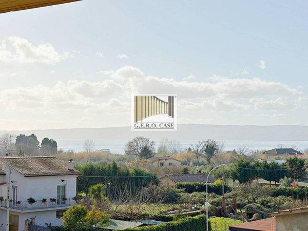 appartamento in vendita a Bolsena