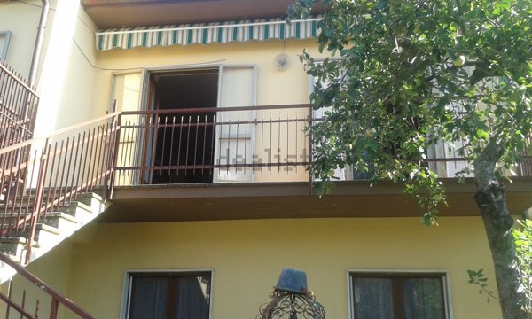 casa indipendente in vendita a Bolsena