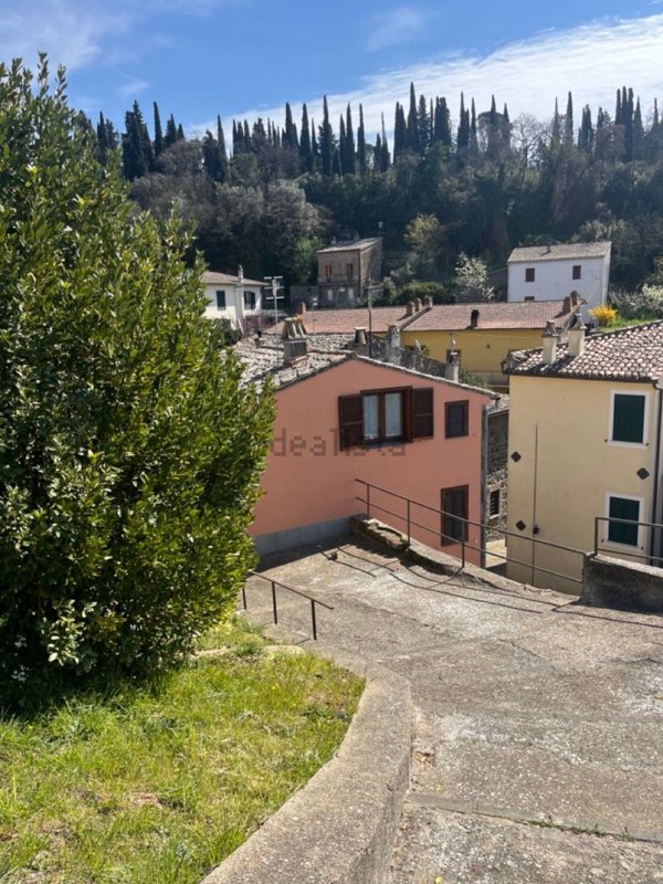 casa indipendente in vendita a Bolsena