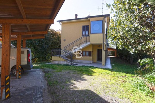 casa indipendente in vendita a Bolsena