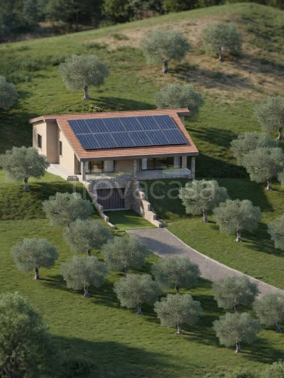 casa indipendente in vendita a Bolsena