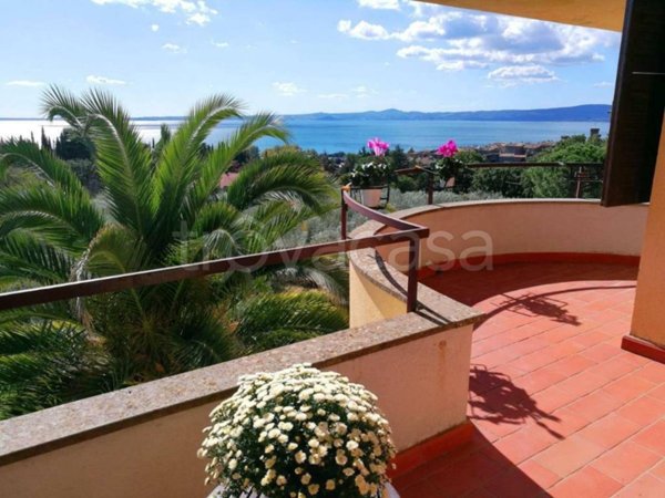 casa indipendente in vendita a Bolsena