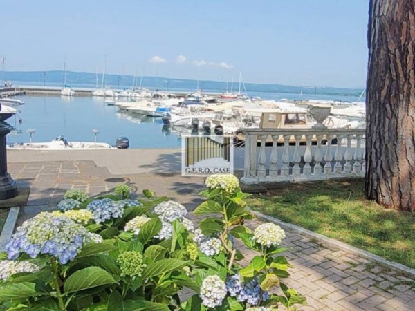 intera palazzina in vendita a Bolsena