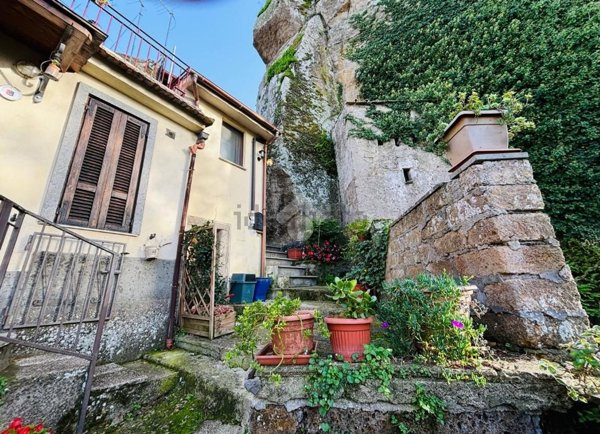 appartamento in vendita a Bomarzo