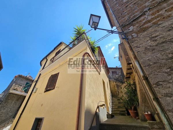 appartamento in vendita a Bomarzo