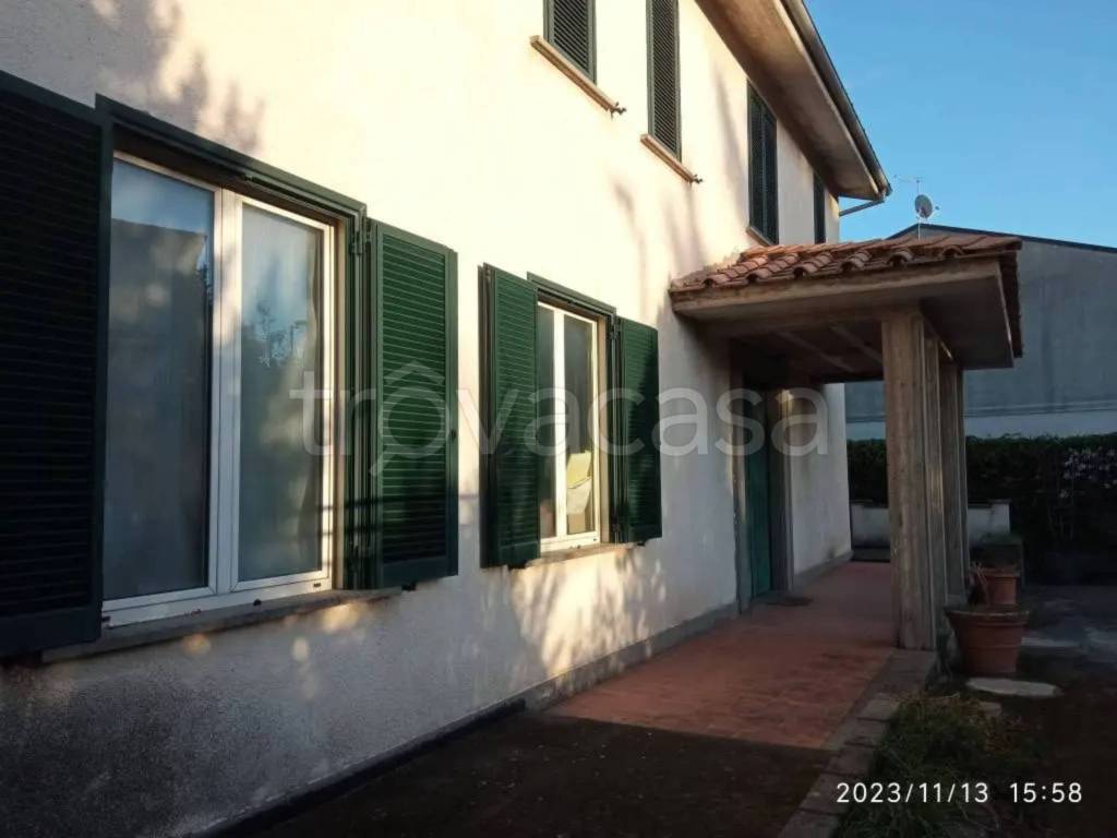 casa indipendente in vendita a Bomarzo