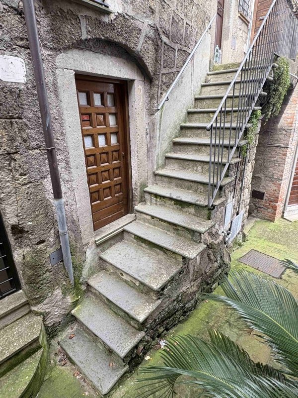 appartamento in vendita a Bomarzo