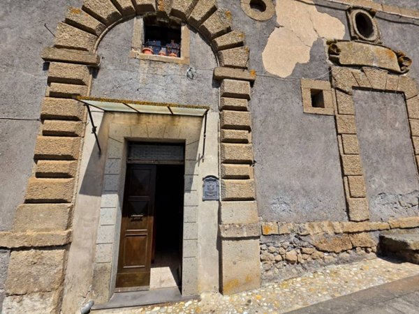 casa indipendente in vendita a Bomarzo