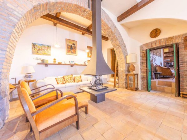 casa indipendente in vendita a Bomarzo