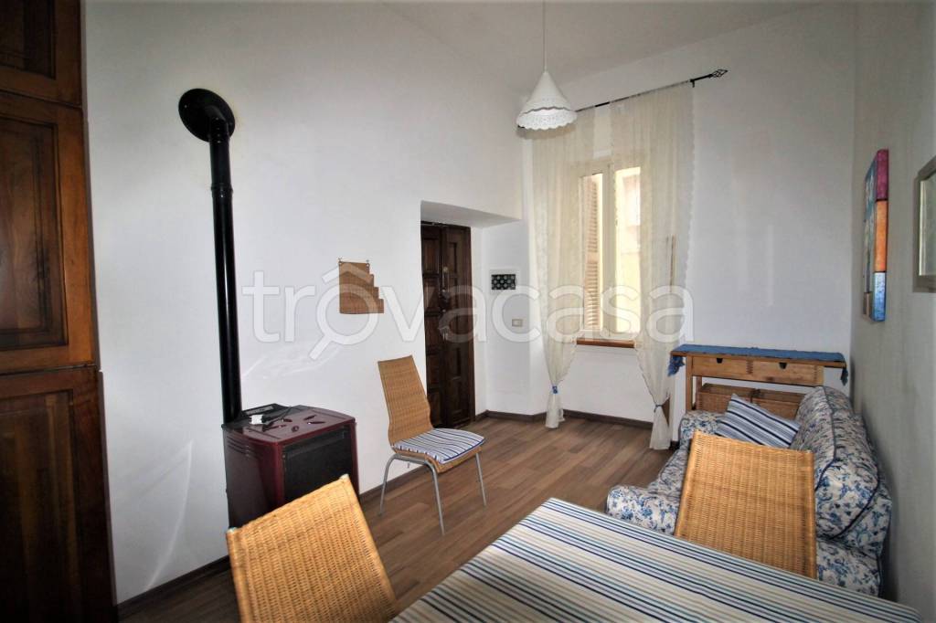 appartamento in vendita a Canepina