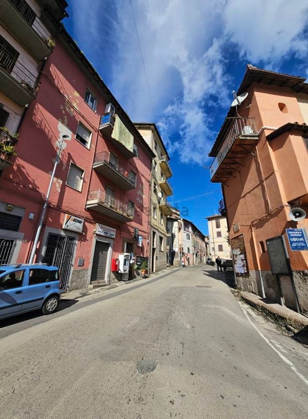 appartamento in vendita a Canepina