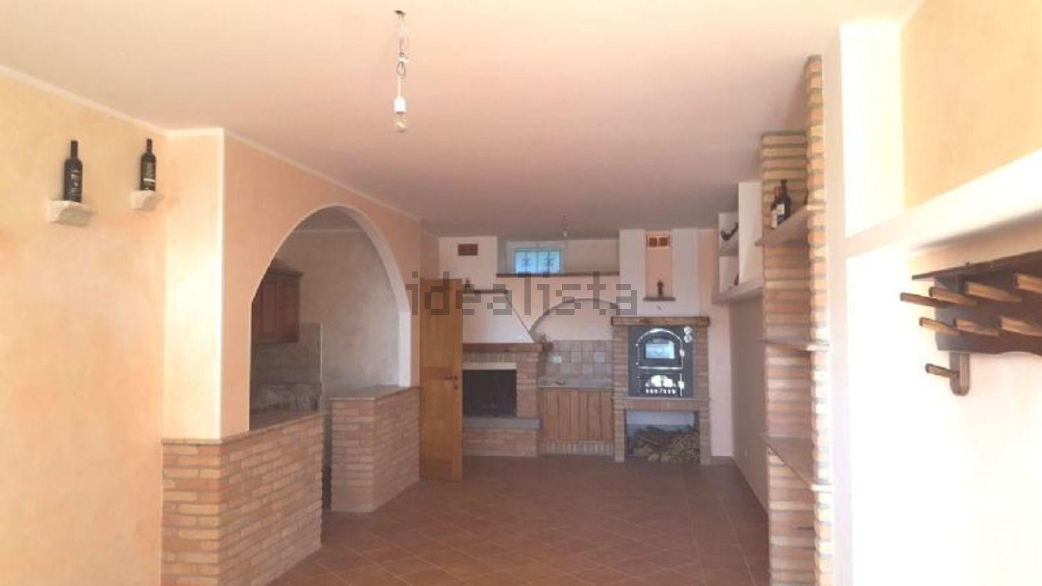 casa indipendente in vendita a Canepina