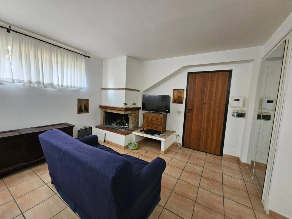 appartamento in vendita a Canepina