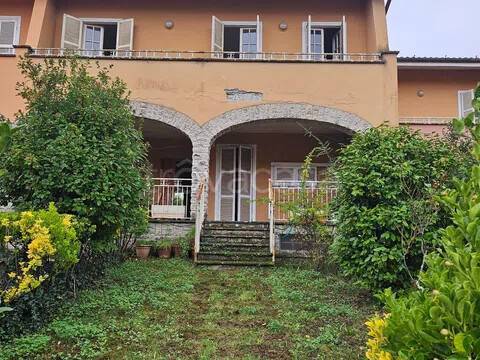 casa indipendente in vendita a Canepina