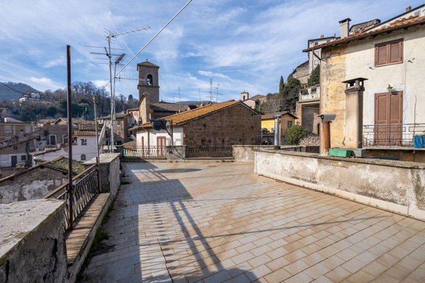 appartamento in vendita a Canepina