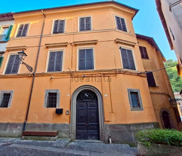 appartamento in vendita a Canepina