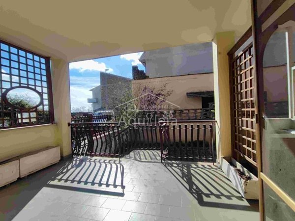 casa indipendente in vendita a Canino