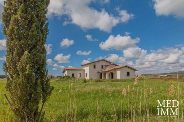 casa indipendente in vendita a Canino