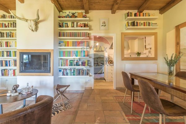 casa indipendente in vendita a Canino