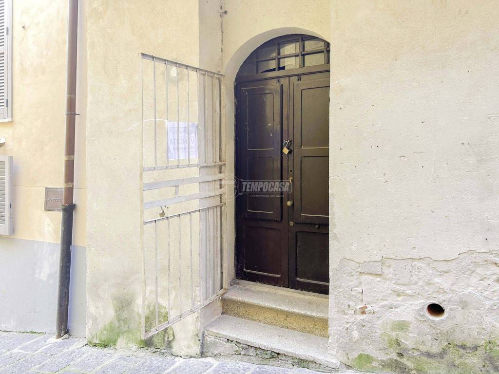 appartamento in vendita a Canino