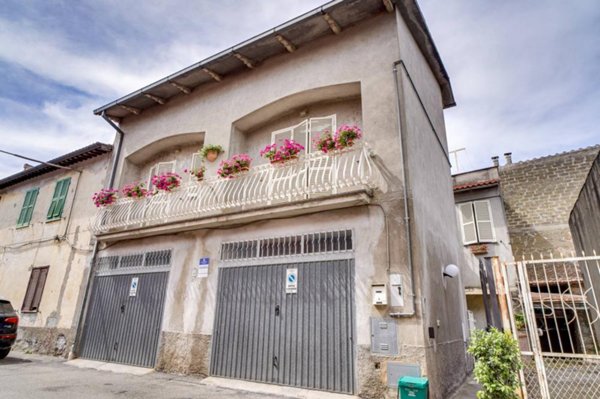 casa indipendente in vendita a Canino