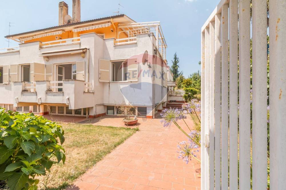 appartamento in vendita a Canino