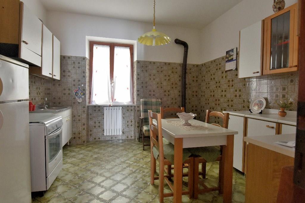 appartamento in vendita a Canino