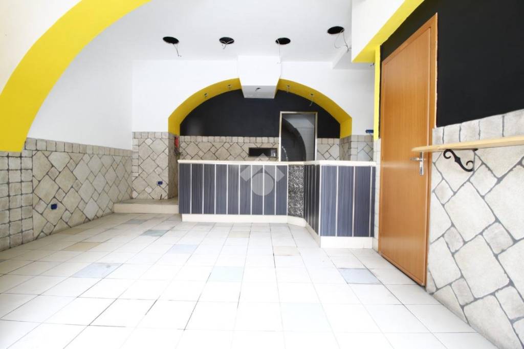 locale commerciale in vendita a Canino