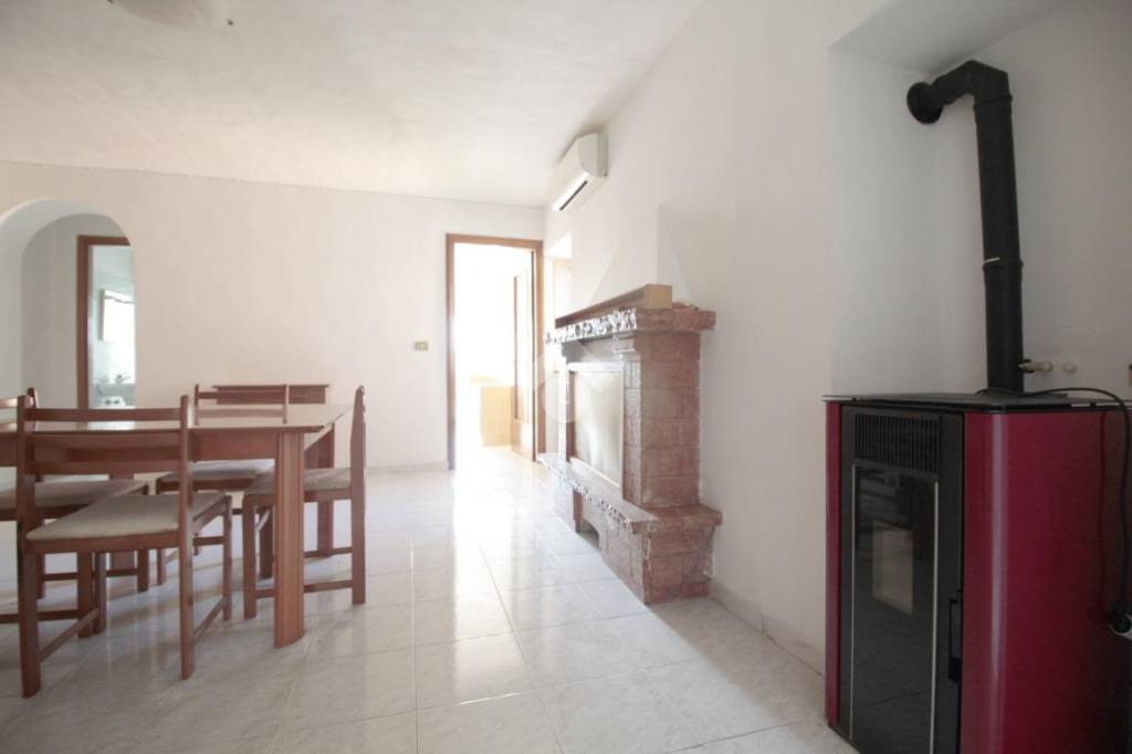 appartamento in vendita a Canino