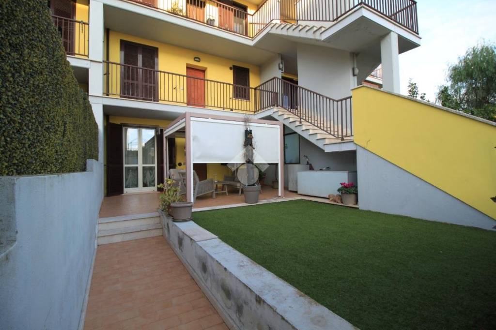 appartamento in vendita a Canino