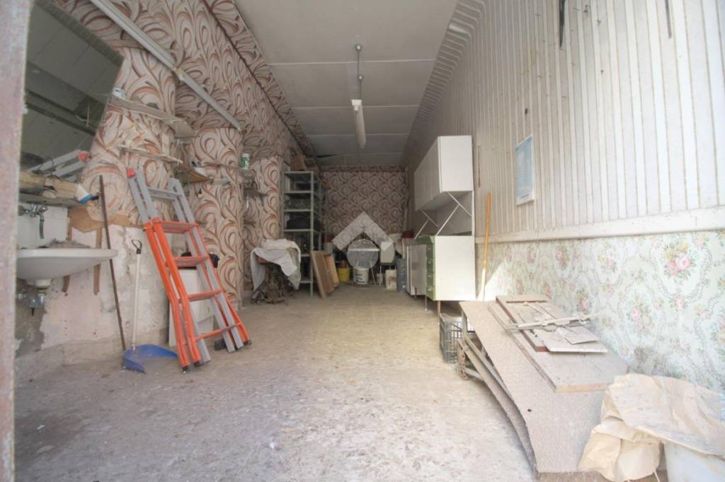 negozio in vendita a Canino