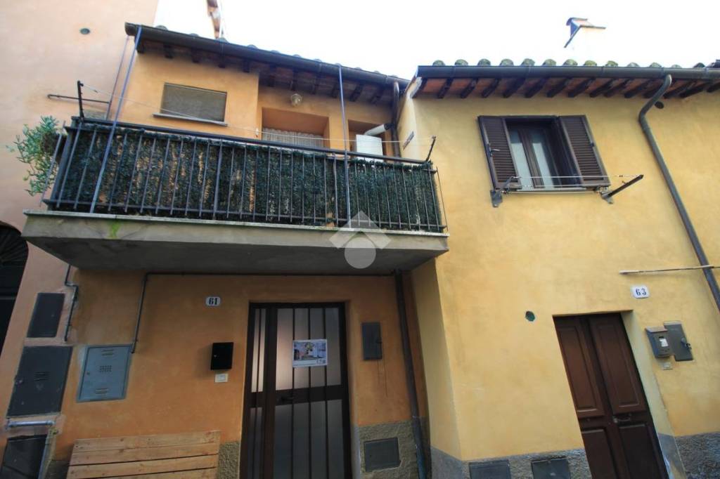 appartamento in vendita a Canino