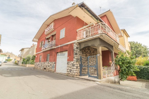 appartamento in vendita a Canino