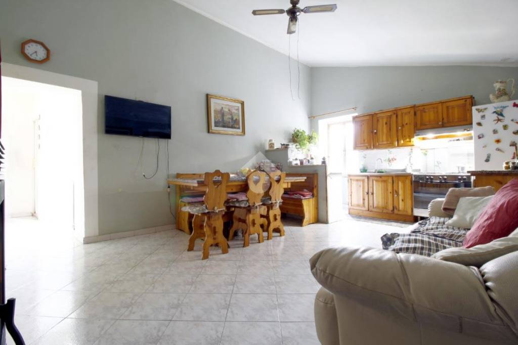 appartamento in vendita a Canino