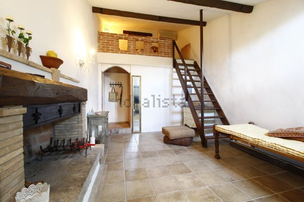 appartamento in vendita a Canino