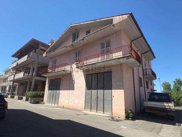 appartamento in vendita a Canino