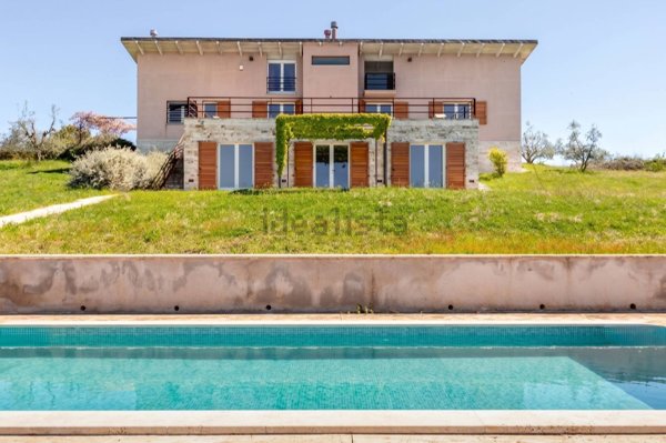 casa indipendente in vendita a Canino