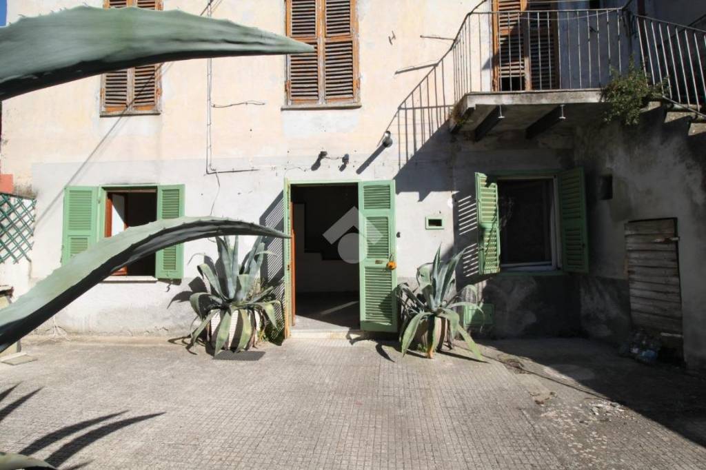 appartamento in vendita a Canino